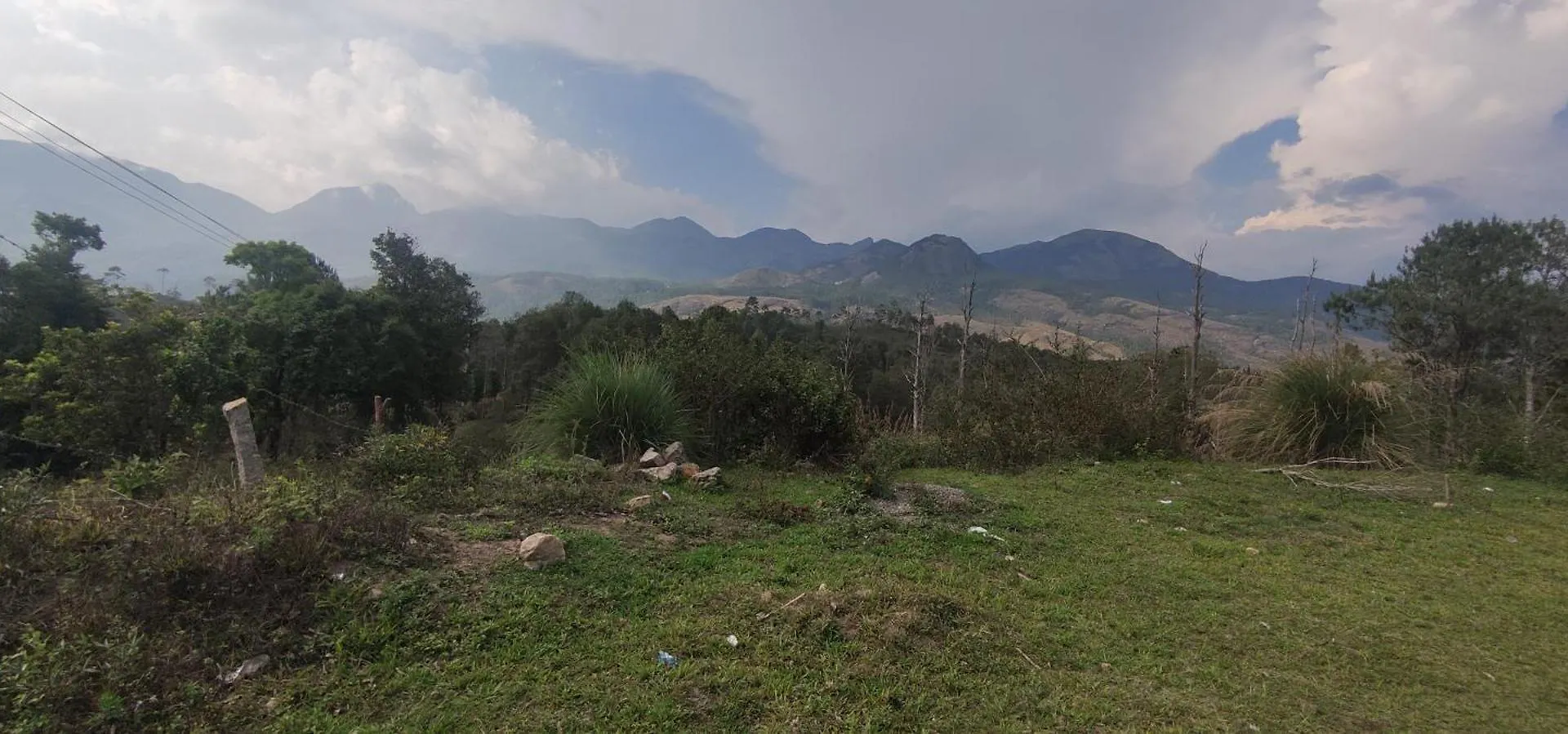El Lora Resldency Bed & Breakfast Munnar